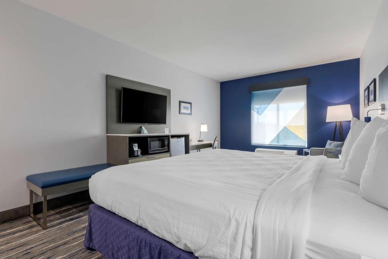 Best Western Plus Choctaw Inn & Suites Exterior photo