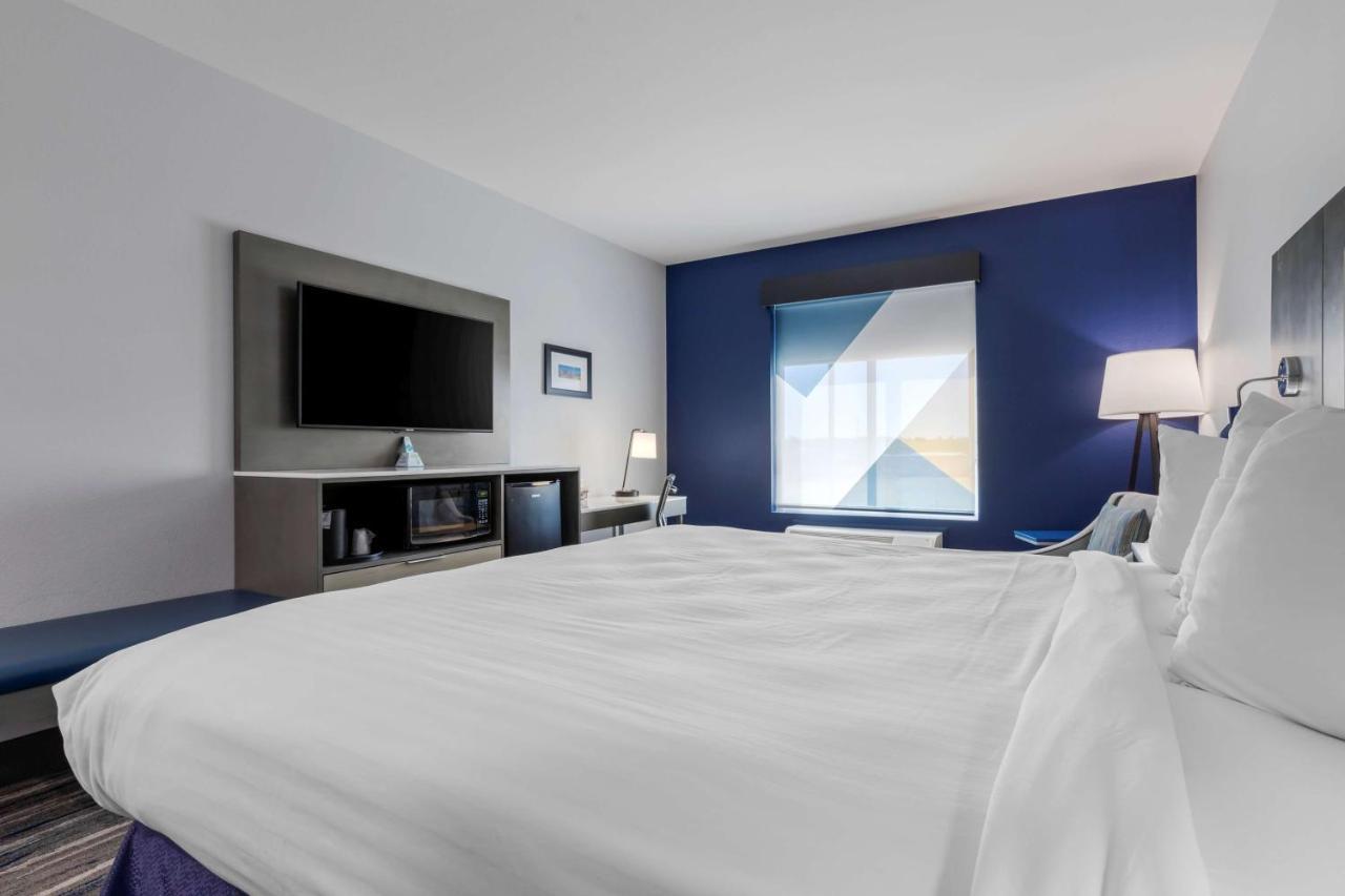 Best Western Plus Choctaw Inn & Suites Exterior photo