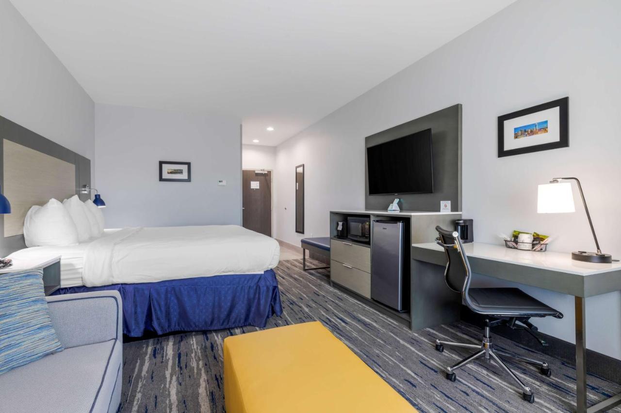 Best Western Plus Choctaw Inn & Suites Exterior photo