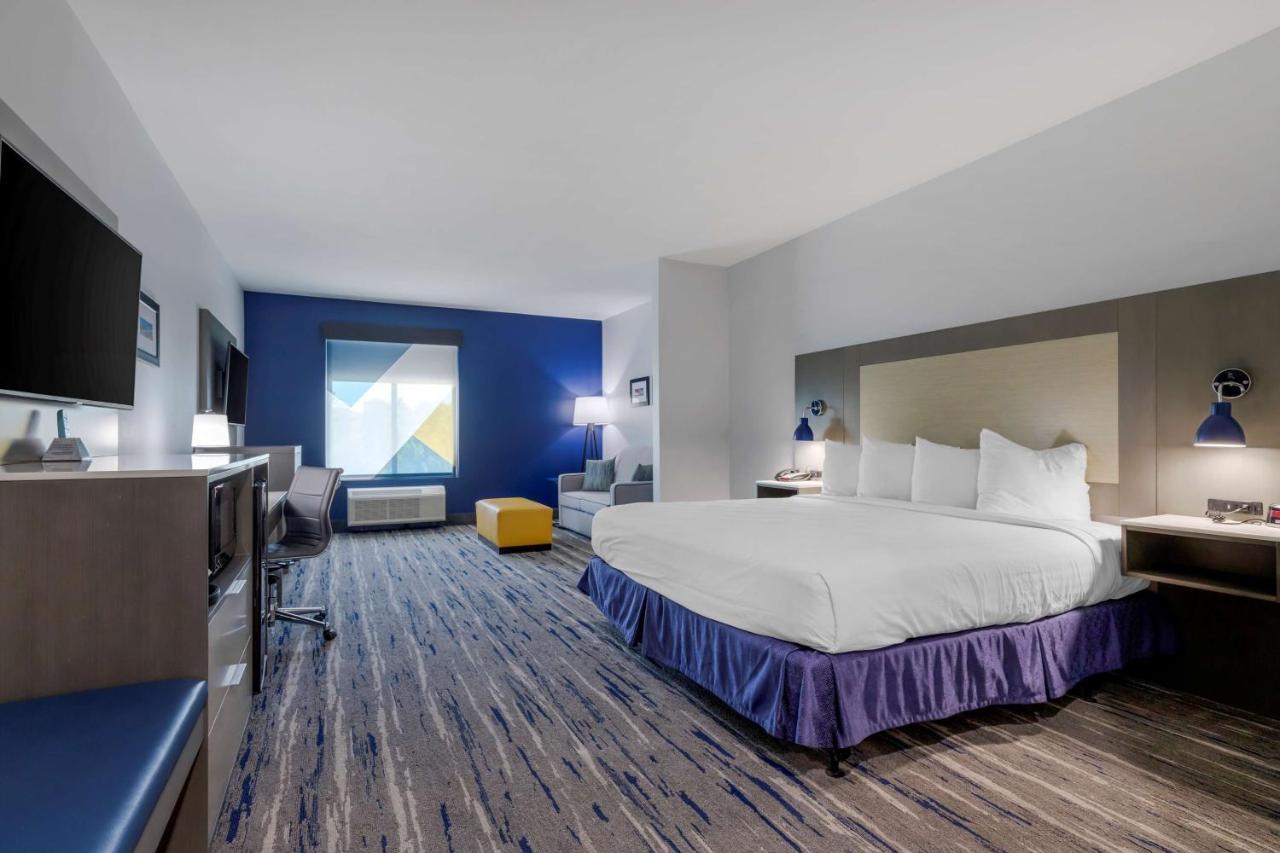 Best Western Plus Choctaw Inn & Suites Exterior photo
