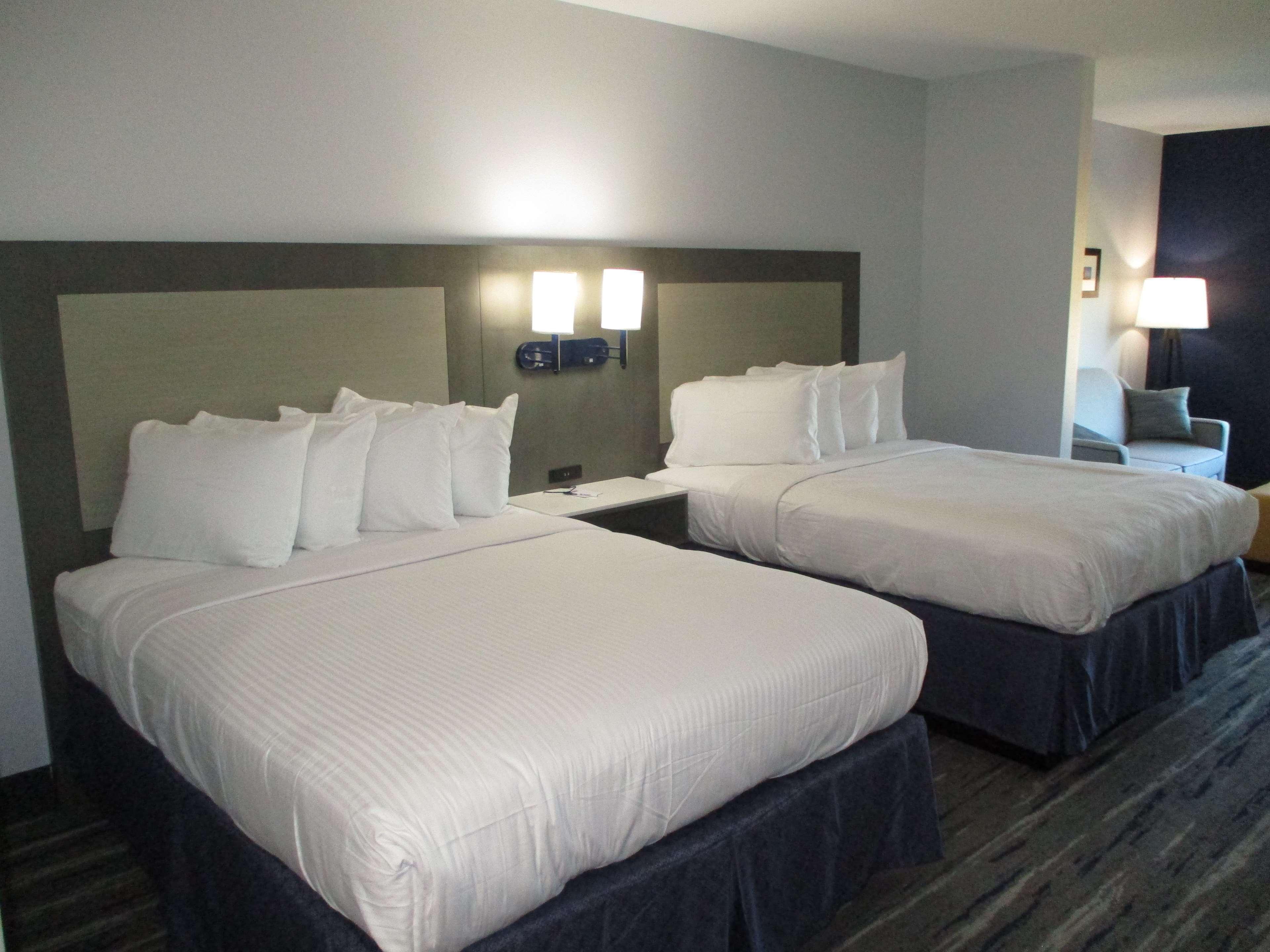Best Western Plus Choctaw Inn & Suites Exterior photo