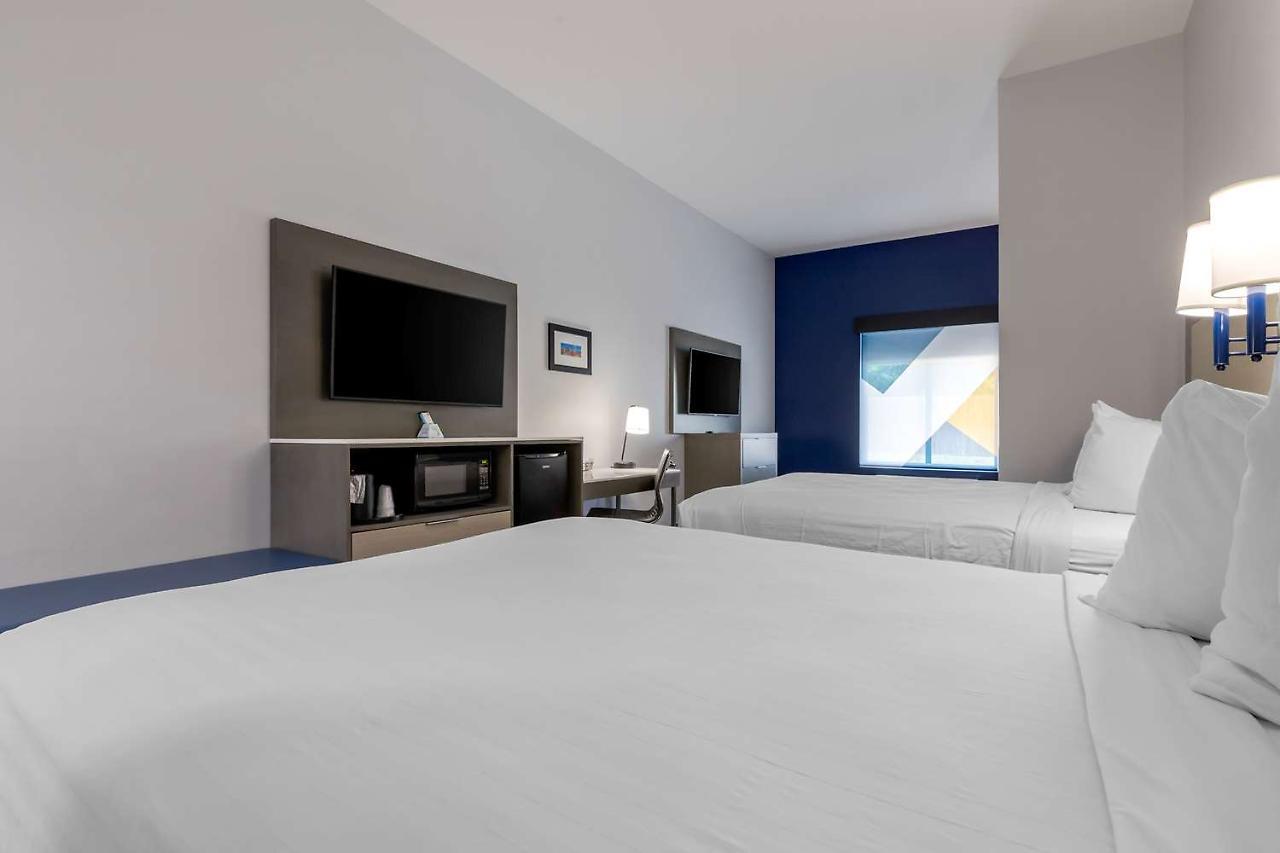 Best Western Plus Choctaw Inn & Suites Exterior photo