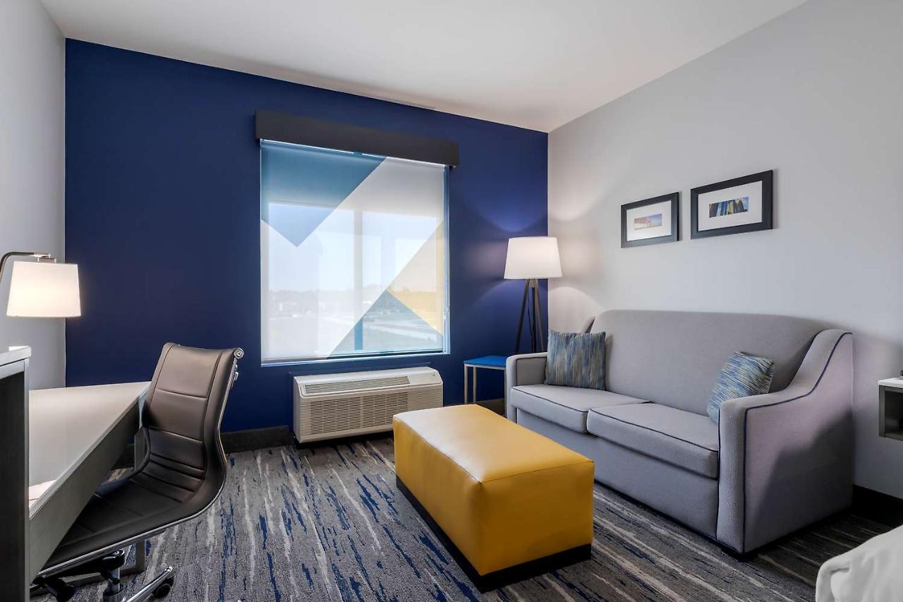 Best Western Plus Choctaw Inn & Suites Exterior photo